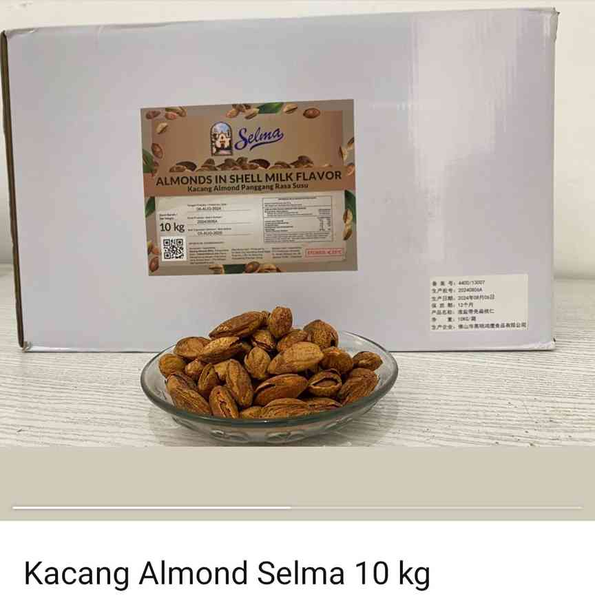 Toko Kacang Almond Pati